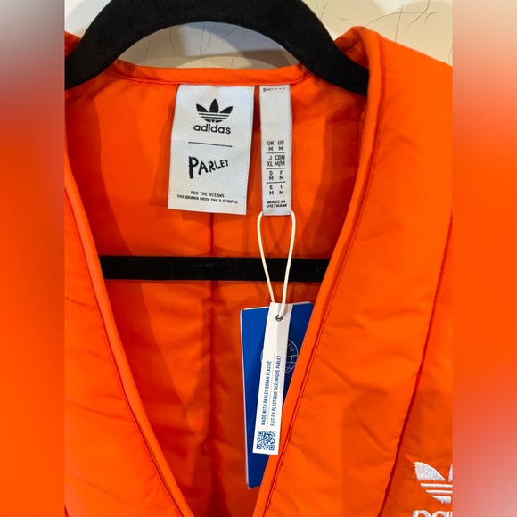 New Actiwear Adidas & Parley Vest SOLD OUT - Picture 6 of 9